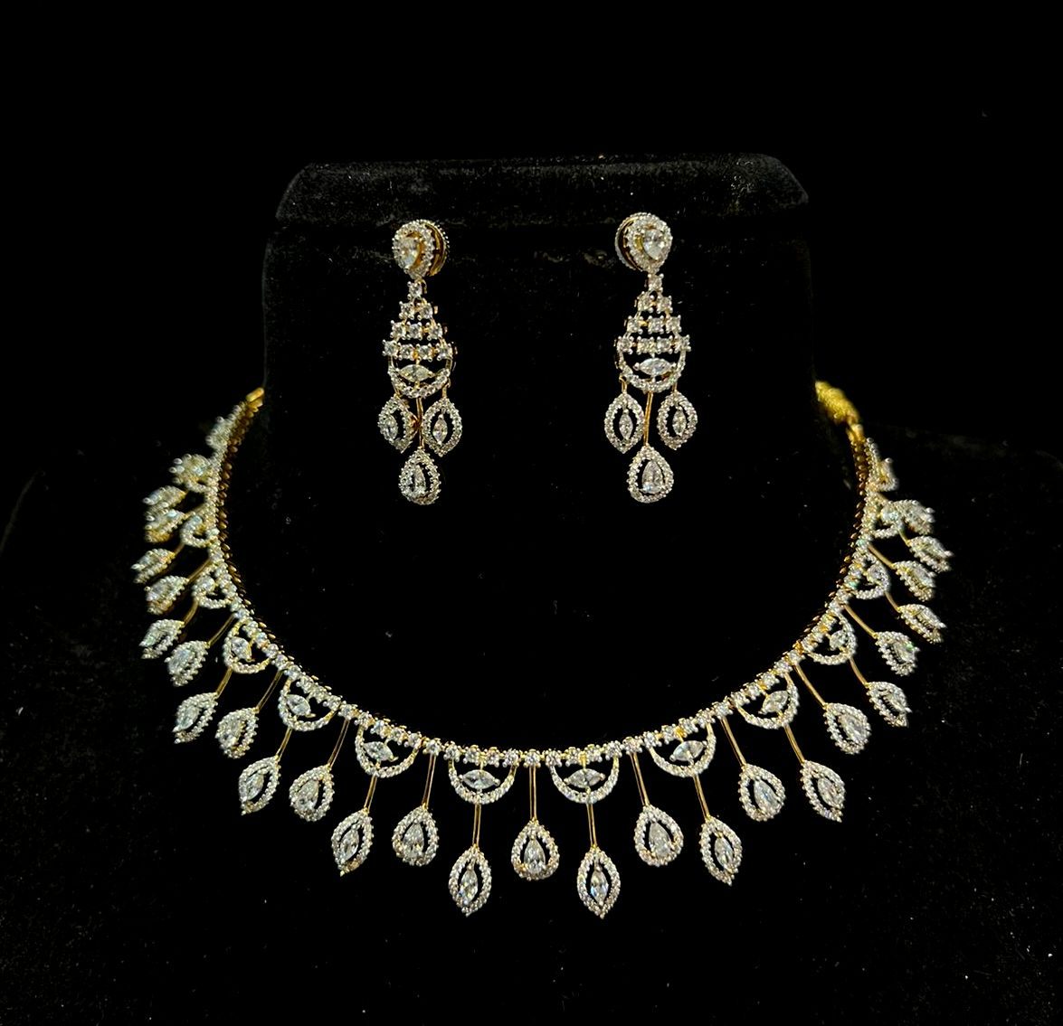 NECKLACE Necklace 517 DIAMOND WHITE