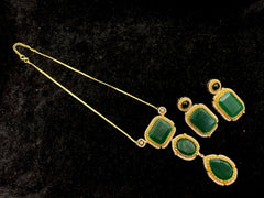 NECKLACE LONG PENDANT 485 GOLDEN STONE EMERALD