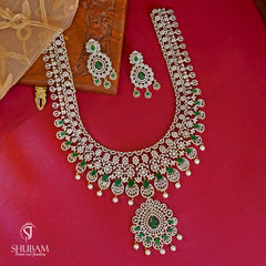 NECKLACE necklace 585 DIAMOND EMERALD