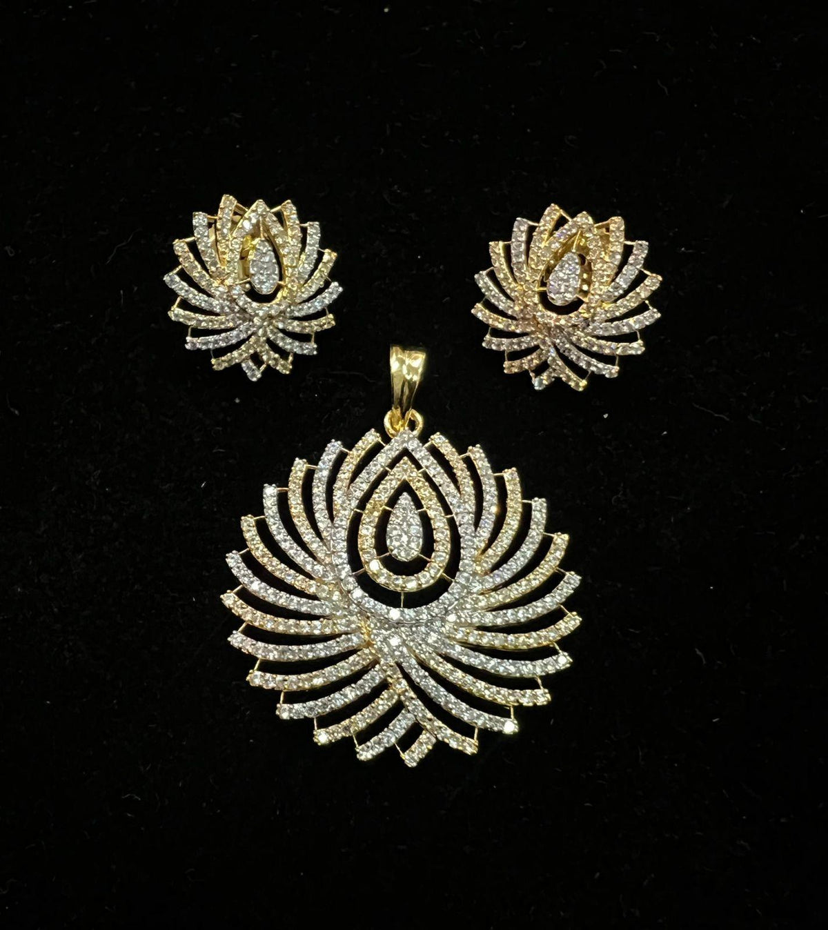 PENDANT SET CHAINS DIAMOND PENDANT SET PE124 DIAMOND WHITE