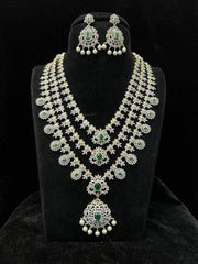 NECKLACE LAYER NECKLCE 454 DIAMOND  EMERALD